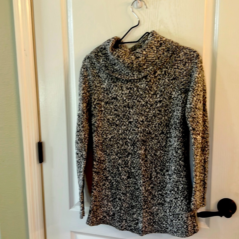 Dana Buchman size small midi sweater dress